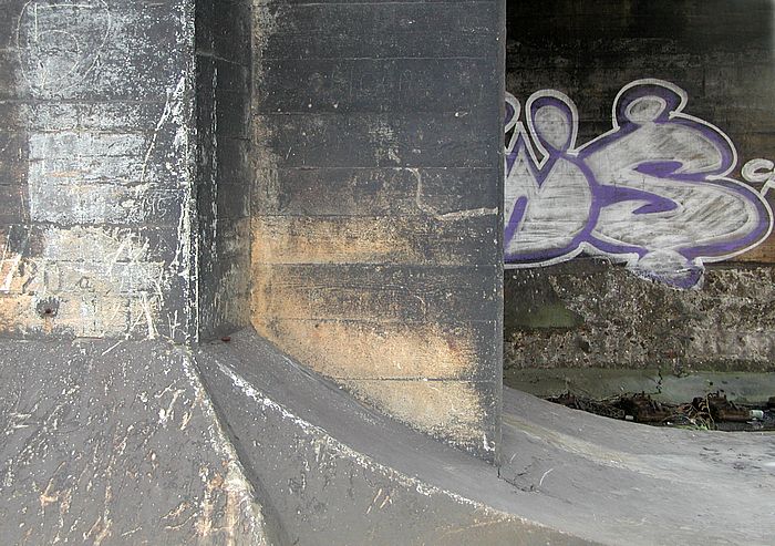 Betons&auml;ule